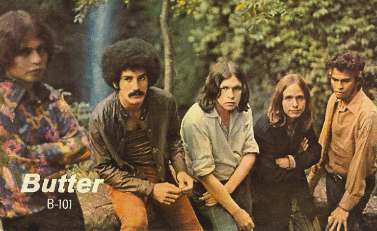 Pol records "You know I've cried", as the band leaves Orfeón, and is renamed "Latino". late 1970
